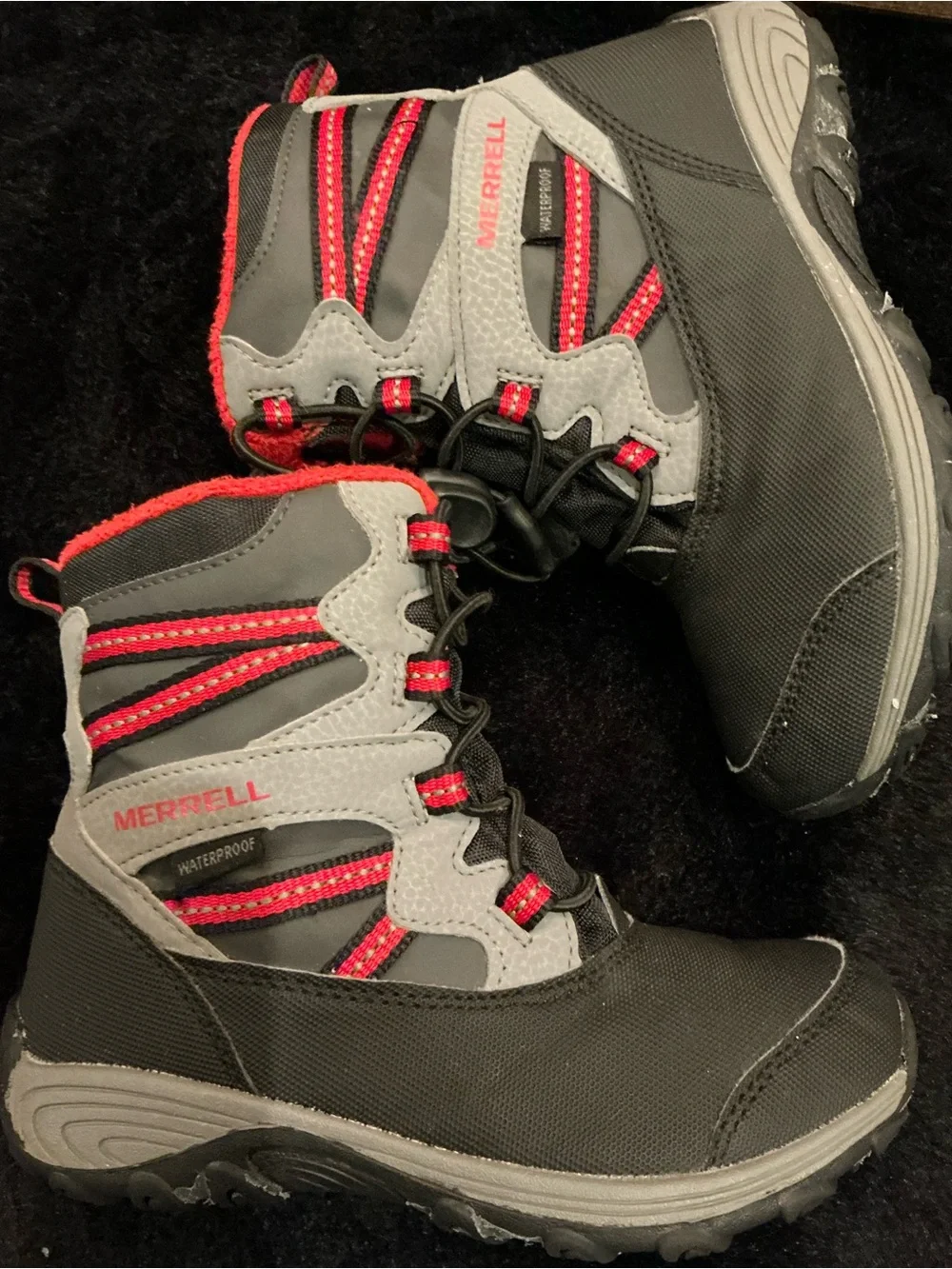 Merrell Outback Kids Black and Gray Snow Boots with Red Lining Size 13